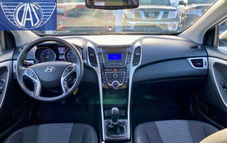 Hyundai Elantra  '2013