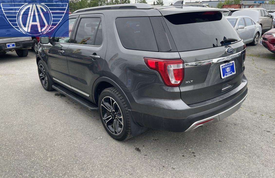 Image 7 of Ford Explorer '2017