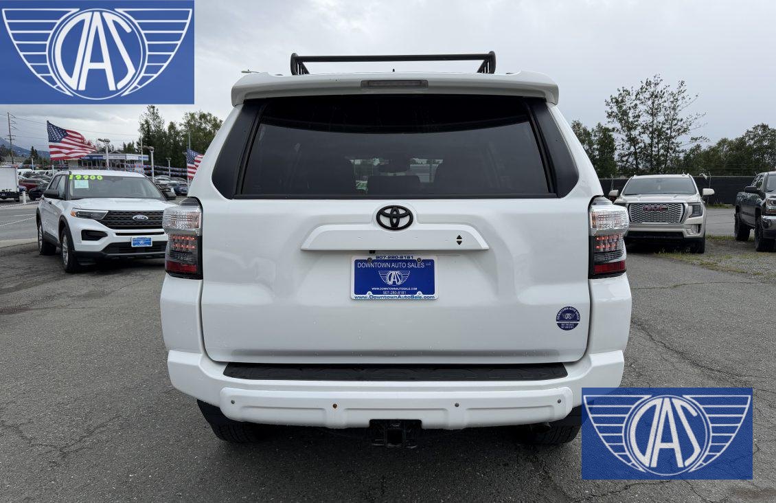 2022 TOYOTA 4Runner SR5 Trail Edition — photo 6