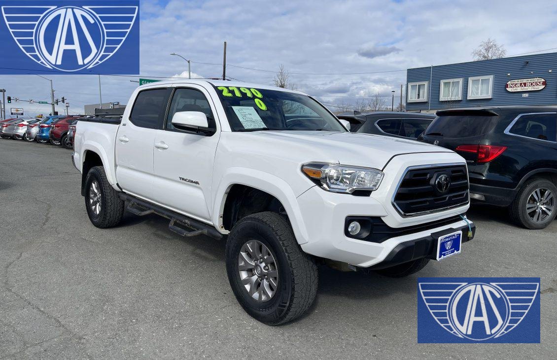 2019 TOYOTA Tacoma SR5 — photo 8