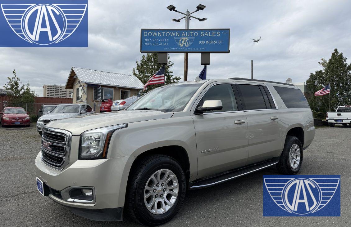 2017 GMC Yukon XL SLT — photo 1