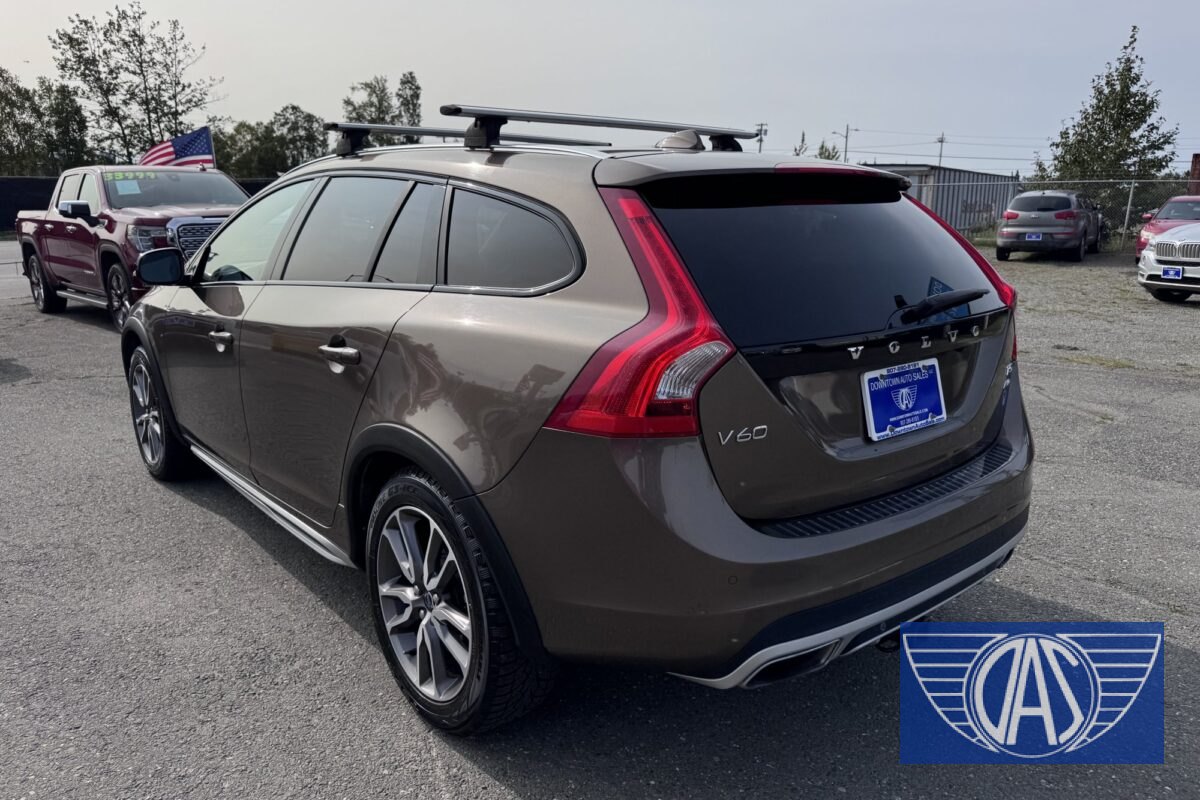 2016 VOLVO V60 Cross Country T5 AWD — photo 6