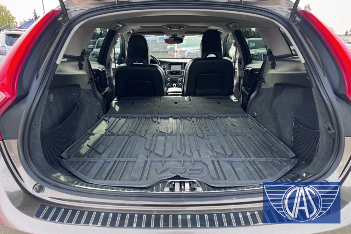 2016 VOLVO V60 Cross Country T5 AWD — photo 8