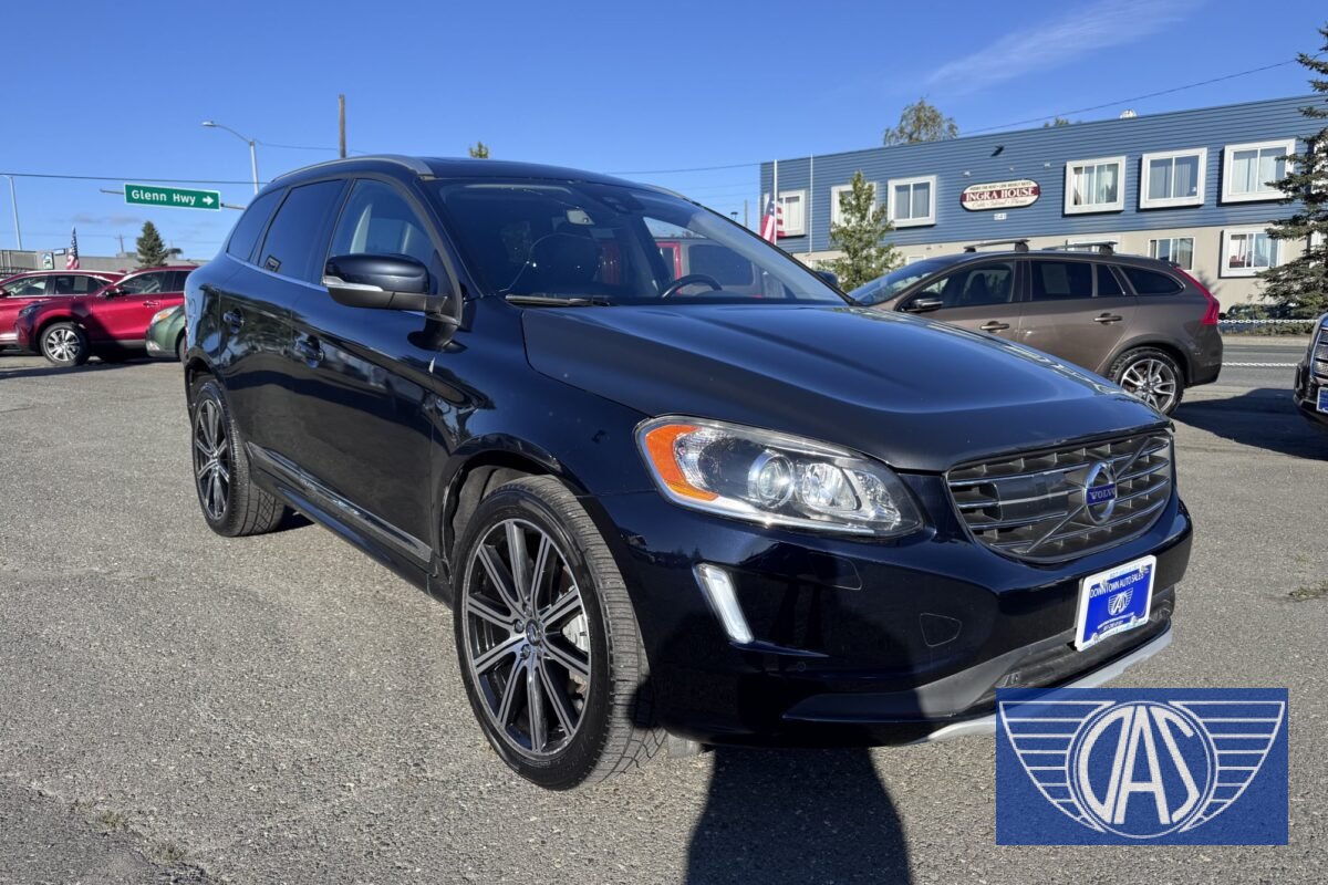 2017 VOLVO XC60 Inscription — photo 3