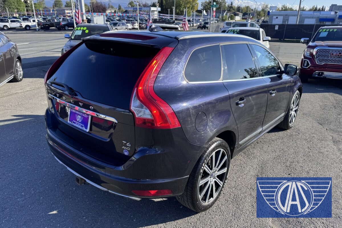 2017 VOLVO XC60 Inscription — photo 4