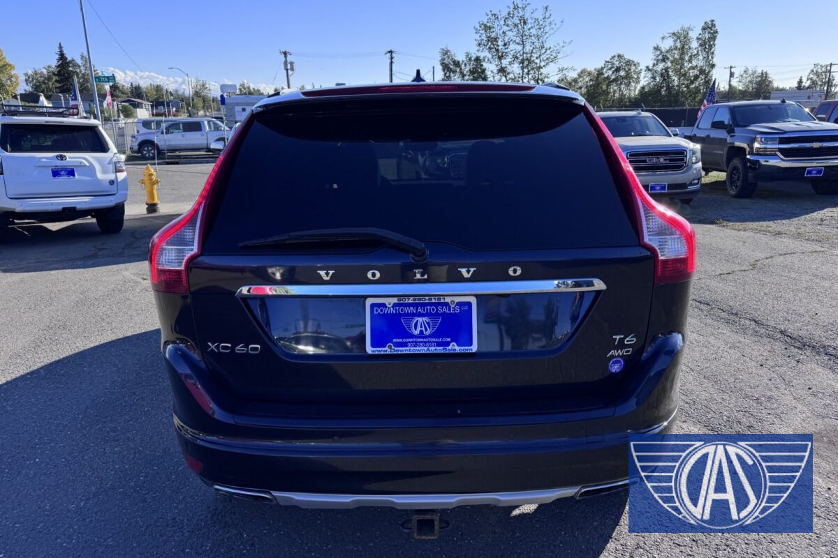 2017 VOLVO XC60 Inscription — photo 5