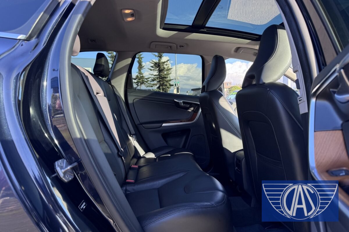 2017 VOLVO XC60 Inscription — photo 13