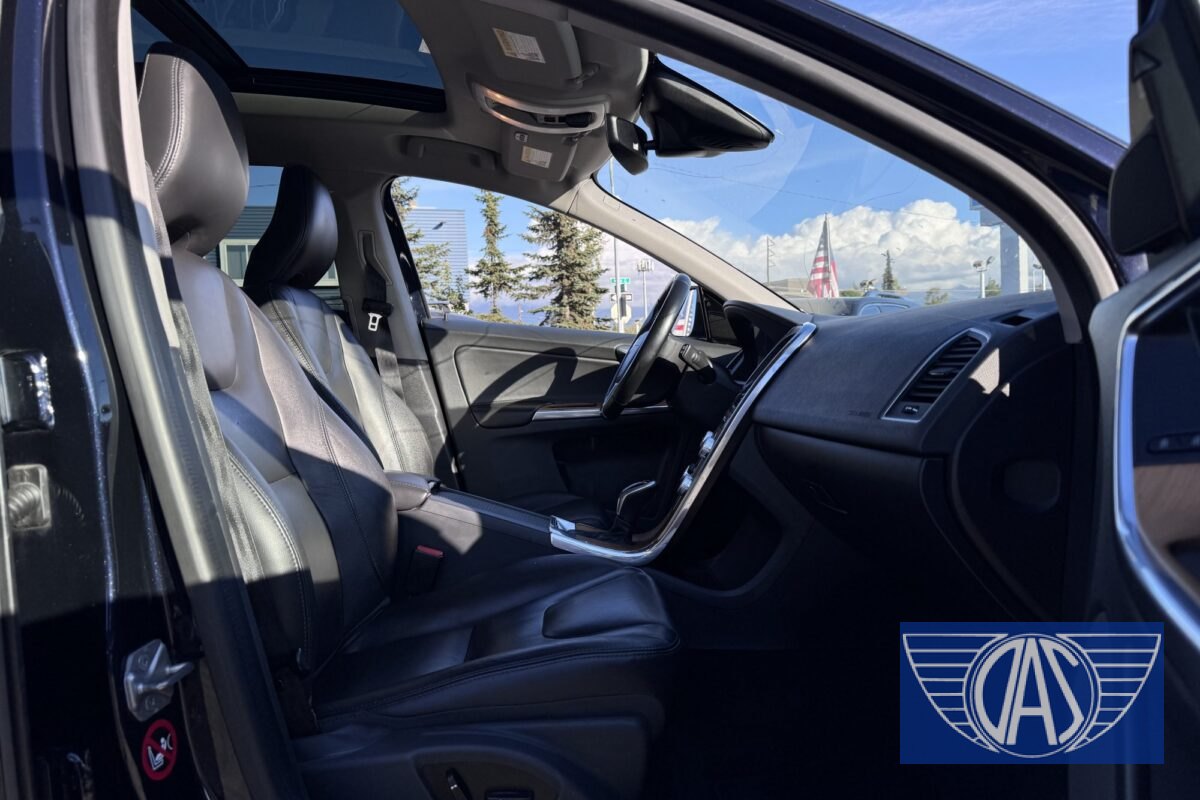 2017 VOLVO XC60 Inscription — photo 14