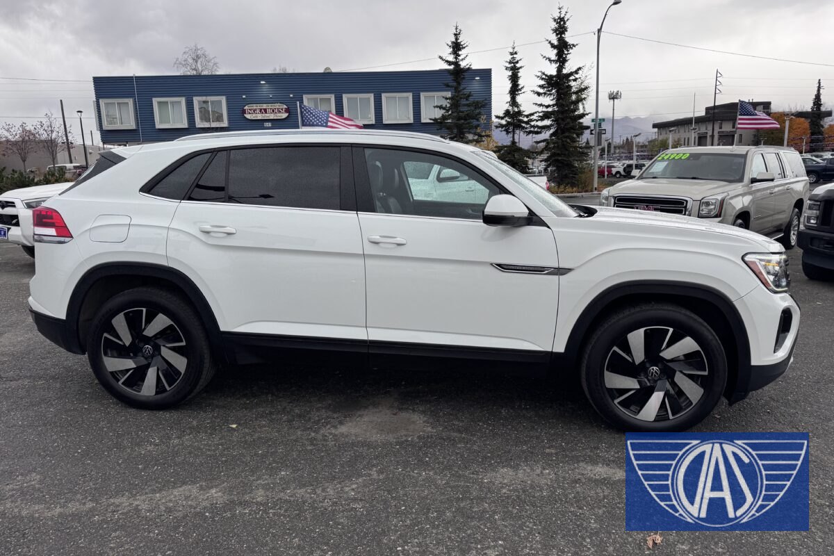 2024 Volkswagen Atlas Cross Sport SE AWD — photo 4