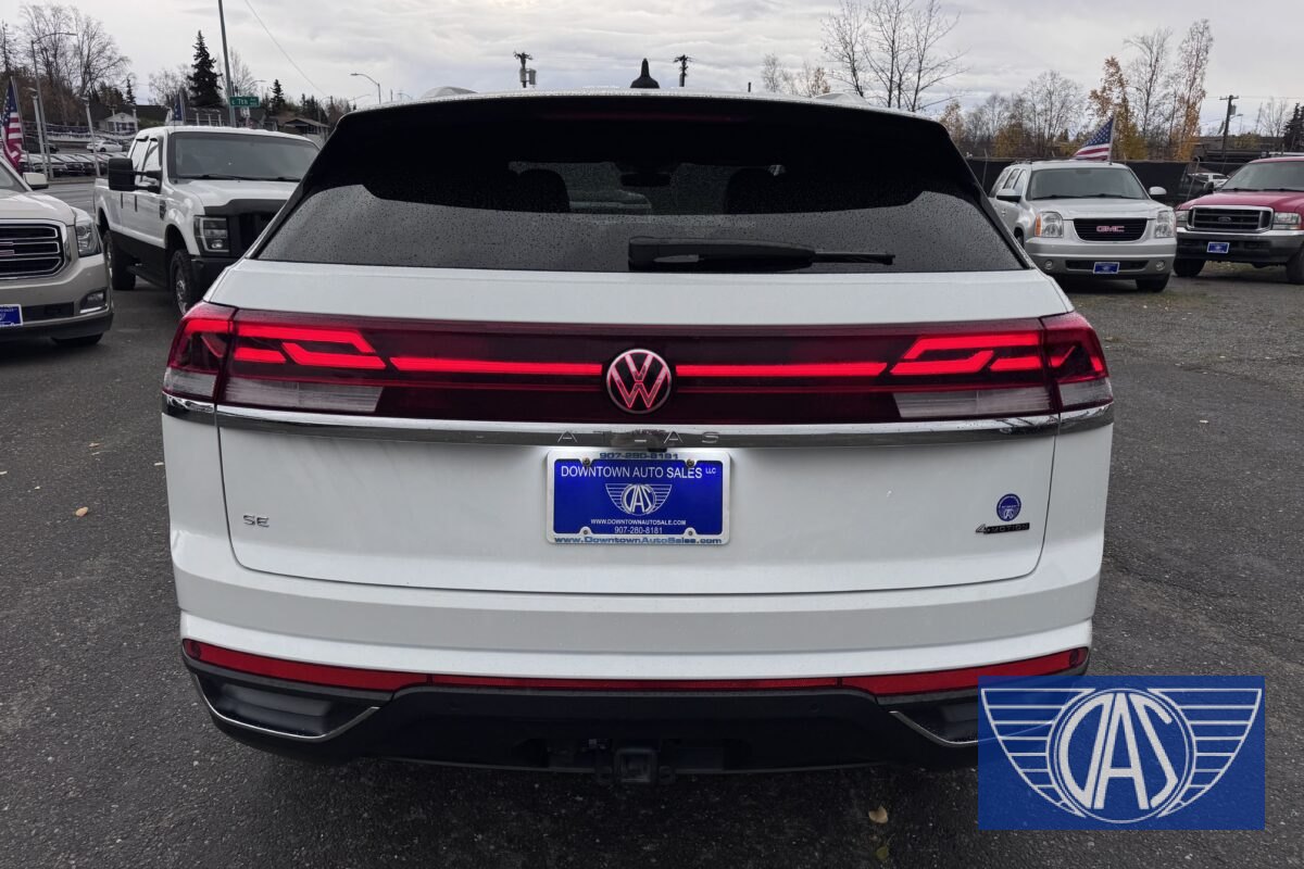 2024 Volkswagen Atlas Cross Sport SE AWD — photo 6