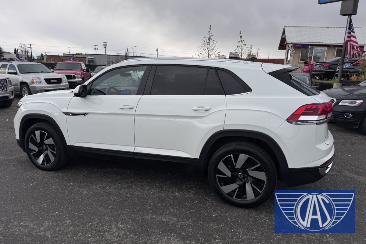 2024 Volkswagen Atlas Cross Sport SE AWD — photo 8