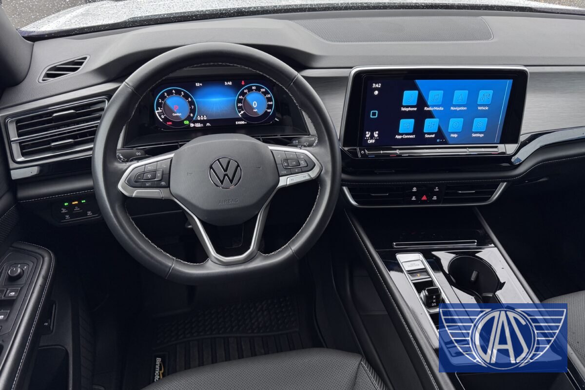 2024 Volkswagen Atlas Cross Sport SE AWD — photo 12